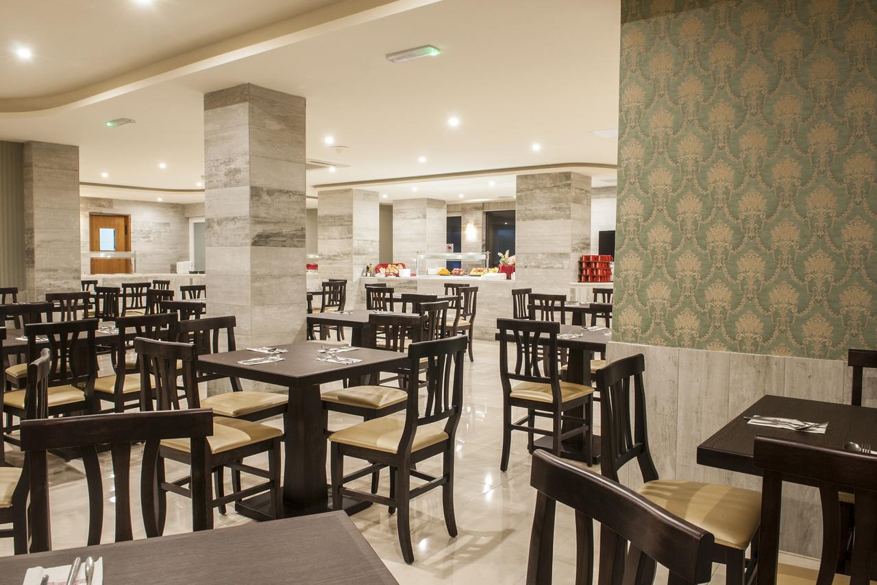 Euroclub Hotel เซนต์พอลส์เบย์ ภายนอก รูปภาพ