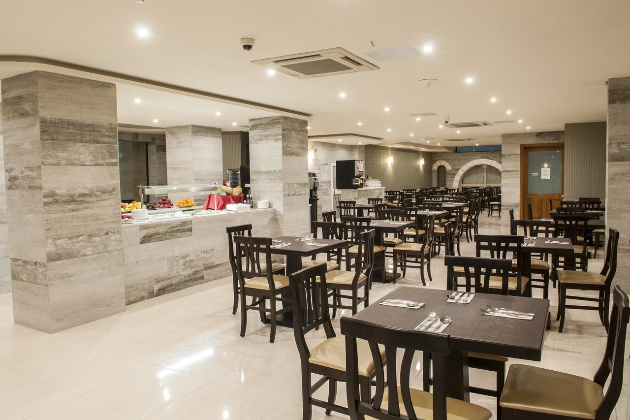 Euroclub Hotel เซนต์พอลส์เบย์ ภายนอก รูปภาพ