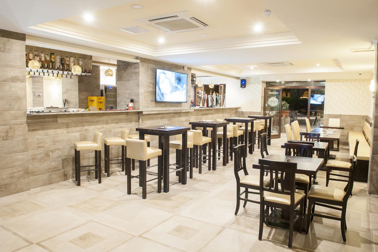 Euroclub Hotel เซนต์พอลส์เบย์ ภายนอก รูปภาพ